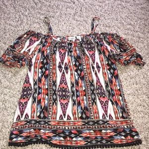 Aztec print cold shoulder top w/ balloon sleeves